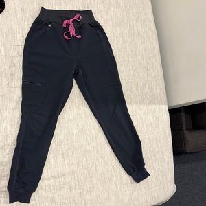 Figs scrub high waisted Zamora Joggers. XXS PETITE.